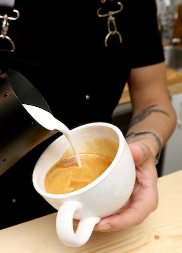 На Лук’янівці відкрили кав’ярню Innache Coffee Bar