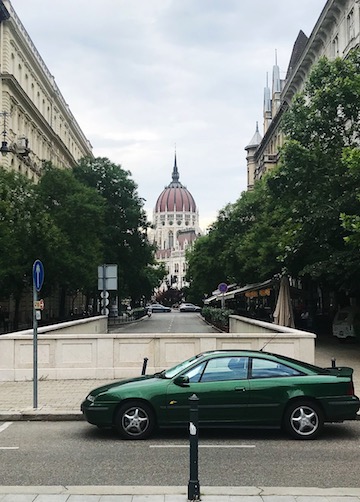 Де пити каву в Будапешті