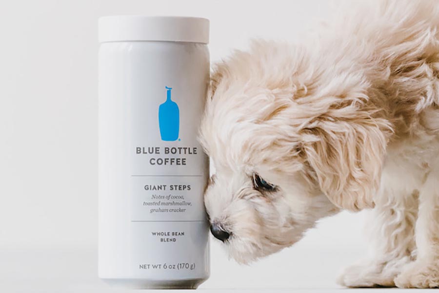 Blue Bottle почали випускати каву в алюмінієвих банках