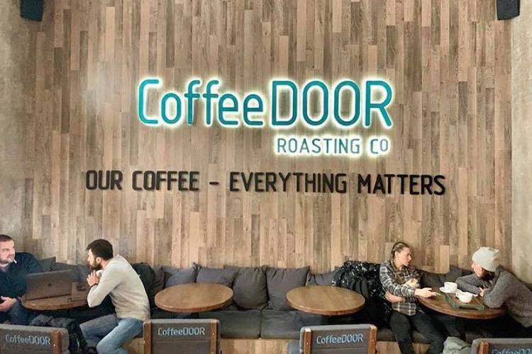 Кав’ярню Coffeedoor на Подолі оновили: більше місця і нове меню