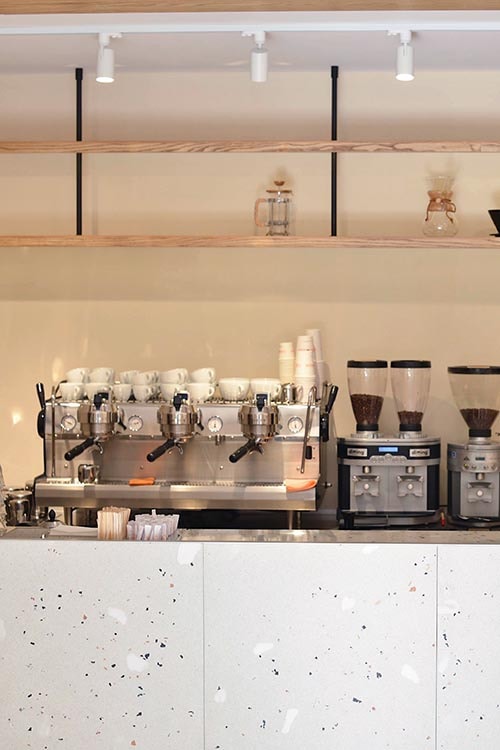 Третій CafeBoutique відкрили у Києві на Тургенєвській