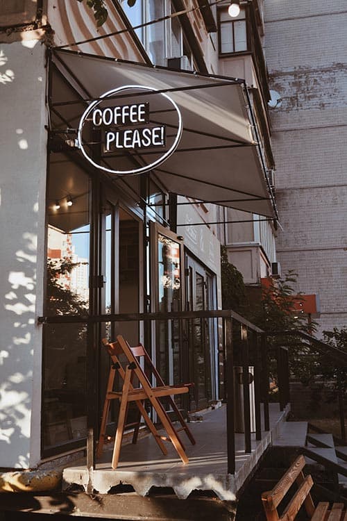 На Осокорках відкрили кав’ярню Coffee Please