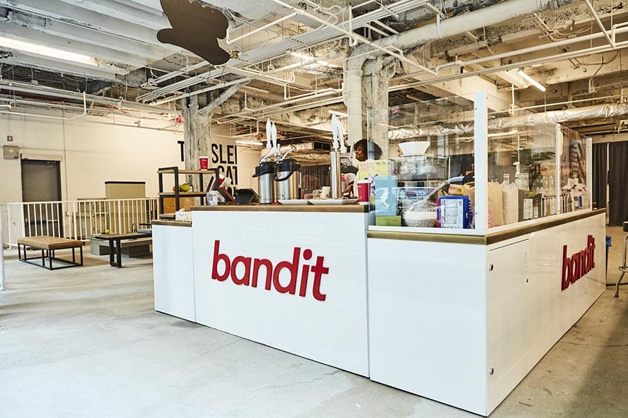 Замовити каву тільки через смартфон: автоматизовану кав’ярню Bandit відкрили в Нью-Йорку