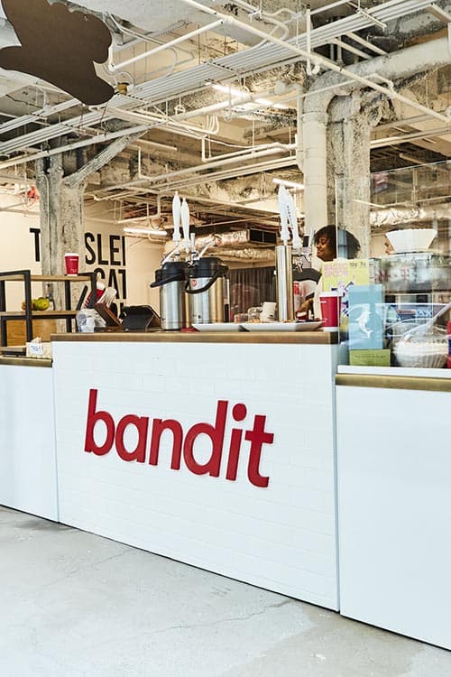 Замовити каву тільки через смартфон: автоматизовану кав’ярню Bandit відкрили в Нью-Йорку