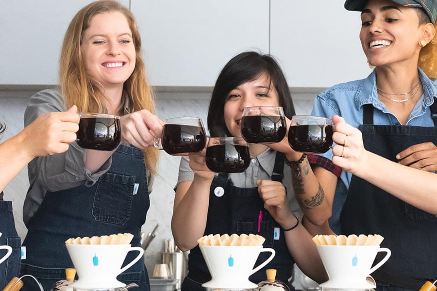 Blue Bottle повністю відмовиться від одноразових стаканчиків у США за рік