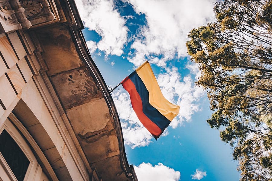Українці зможуть їздити без візи у Колумбію та Еквадор