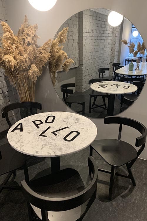 Кав’ярню Apollo Cafe відкрили на Шовковичній
