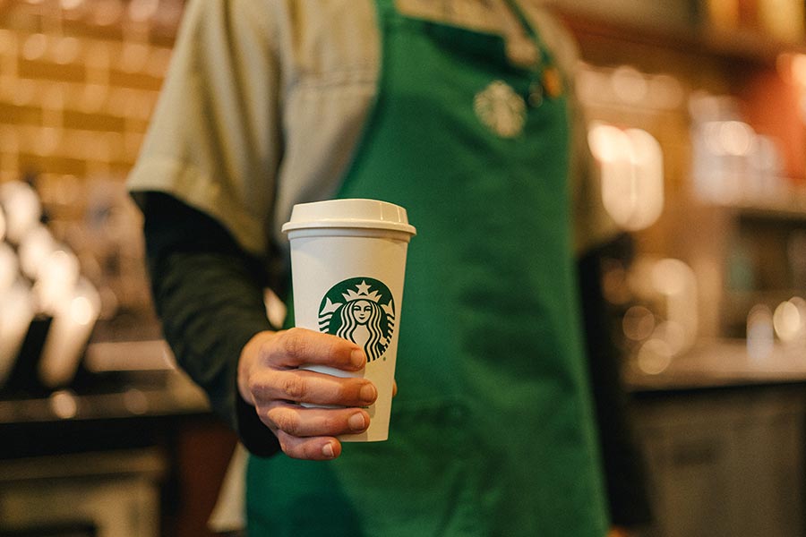 Starbucks відновив роботу більшості кав’ярень у Китаї після коронавірусу