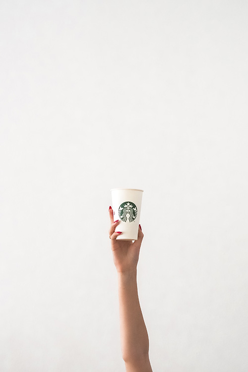 Доставку кави Starbucks у Китаї можна буде замовити через додатки Alibaba